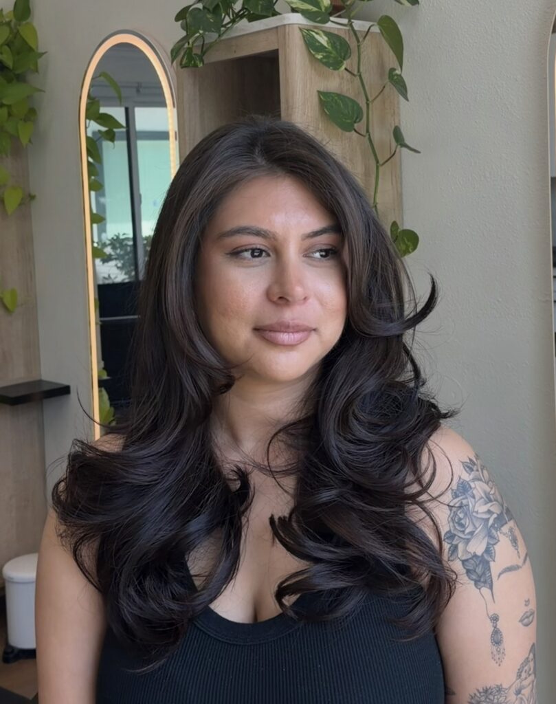Hair Blow Out Dark Brown